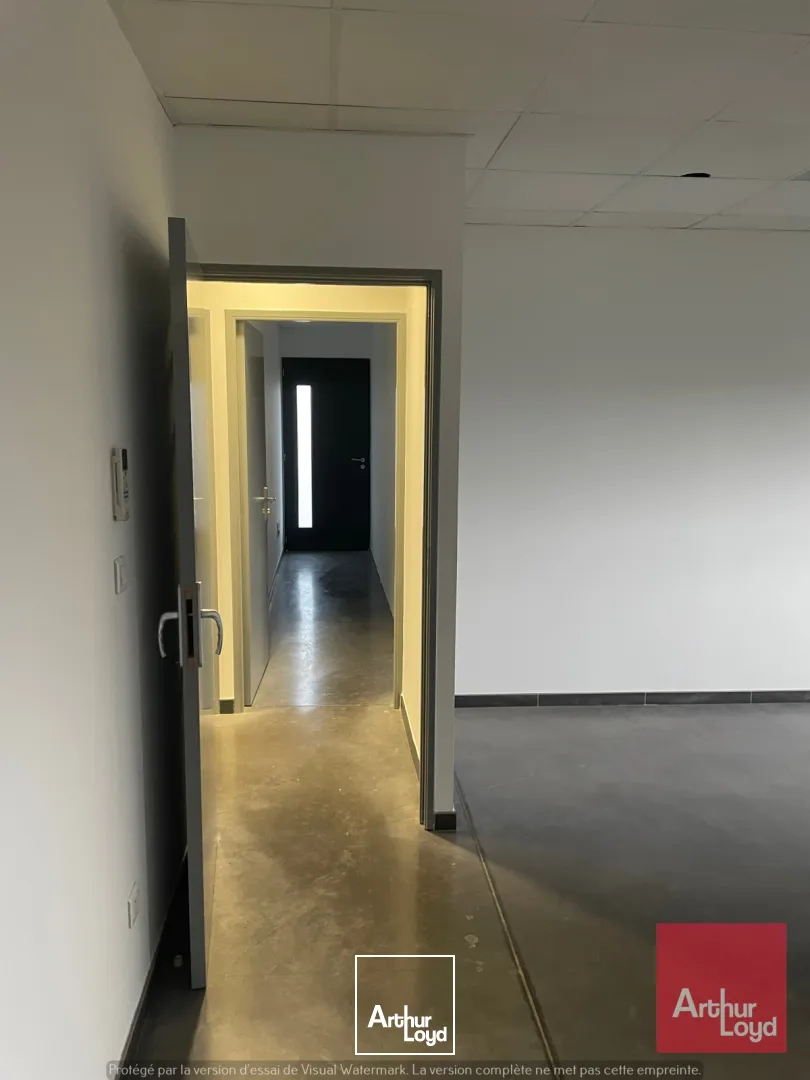 Bureaux - Location - GALLARGUES LE MONTUEUX - 30660 - 16.05-16.05 - 7616087