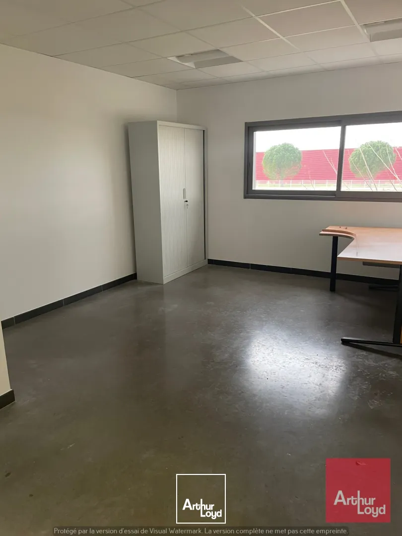 Bureaux - Location - GALLARGUES LE MONTUEUX - 30660 - 16.05-16.05 - 7616088