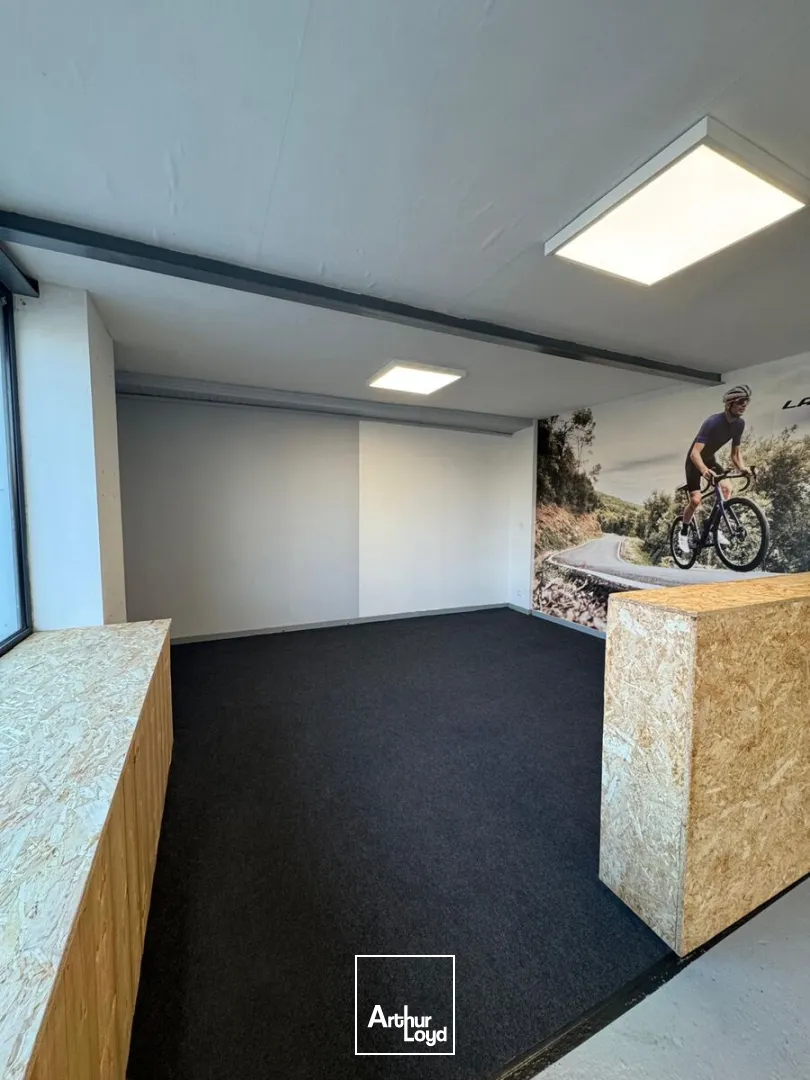 Locaux commerciaux - Location - GRANDVILLIERS - 60210 - 350-350 - 7616140