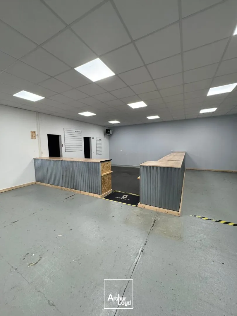 Locaux commerciaux - Location - GRANDVILLIERS - 60210 - 350-350 - 7616142