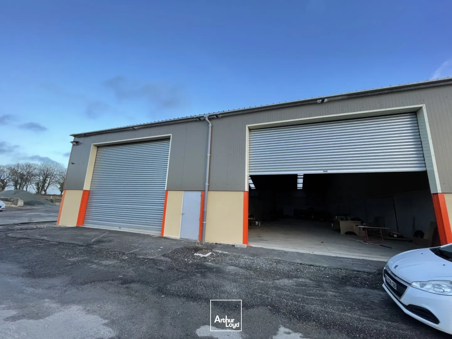 Locaux d'activité & Entrepôts - Location - GRIGNEUSEVILLE - 76850 - 811-811 - 7616162