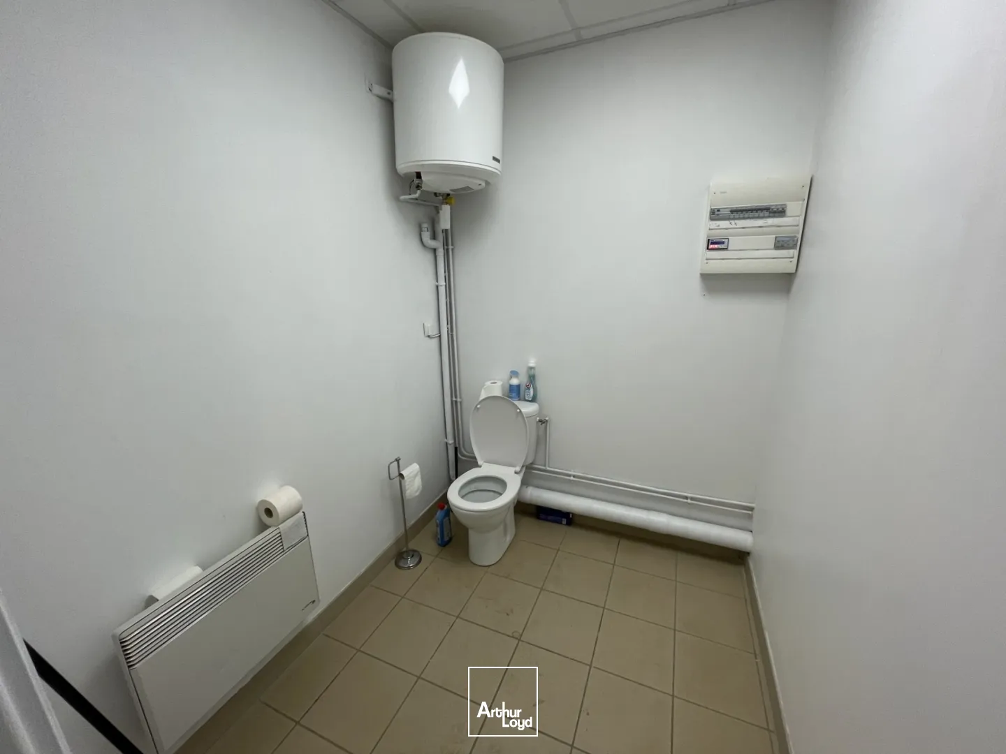 Locaux d'activité & Entrepôts - Location - GRIGNEUSEVILLE - 76850 - 811-811 - 7616165