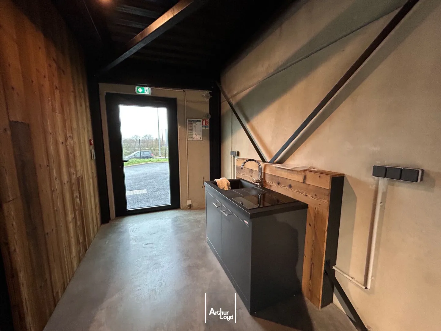 Locaux d'activité & Entrepôts - Location - SAINT NAZAIRE - 44600 - 390-390 - 7616194