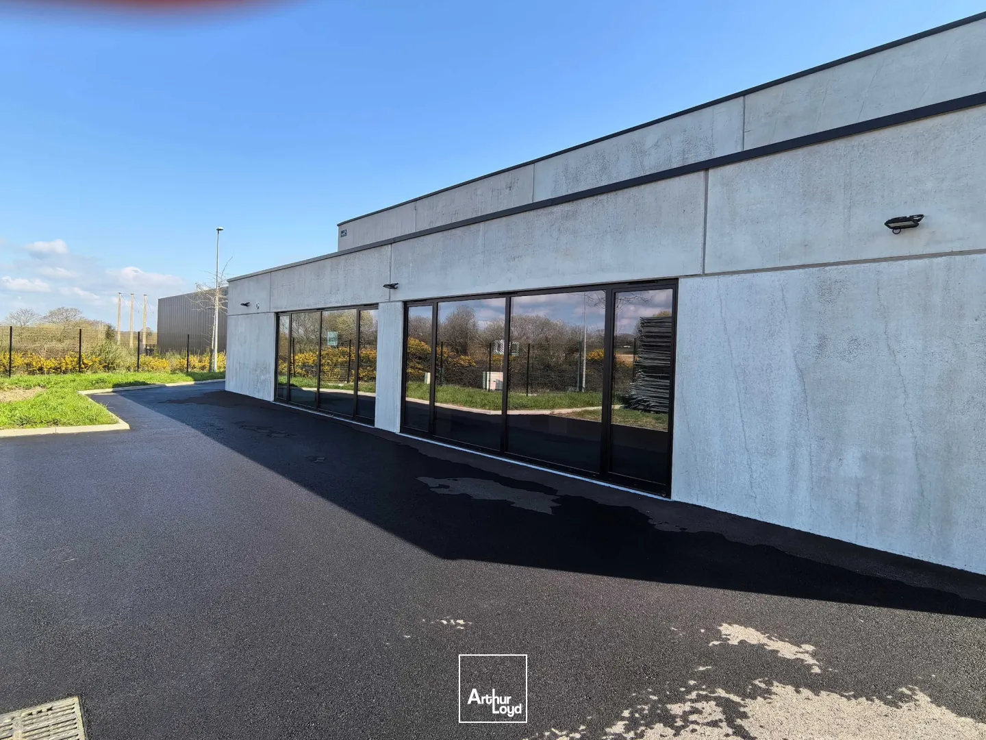 Locaux d'activité & Entrepôts - Location - SAINT NAZAIRE - 44600 - 390-390 - 7616186