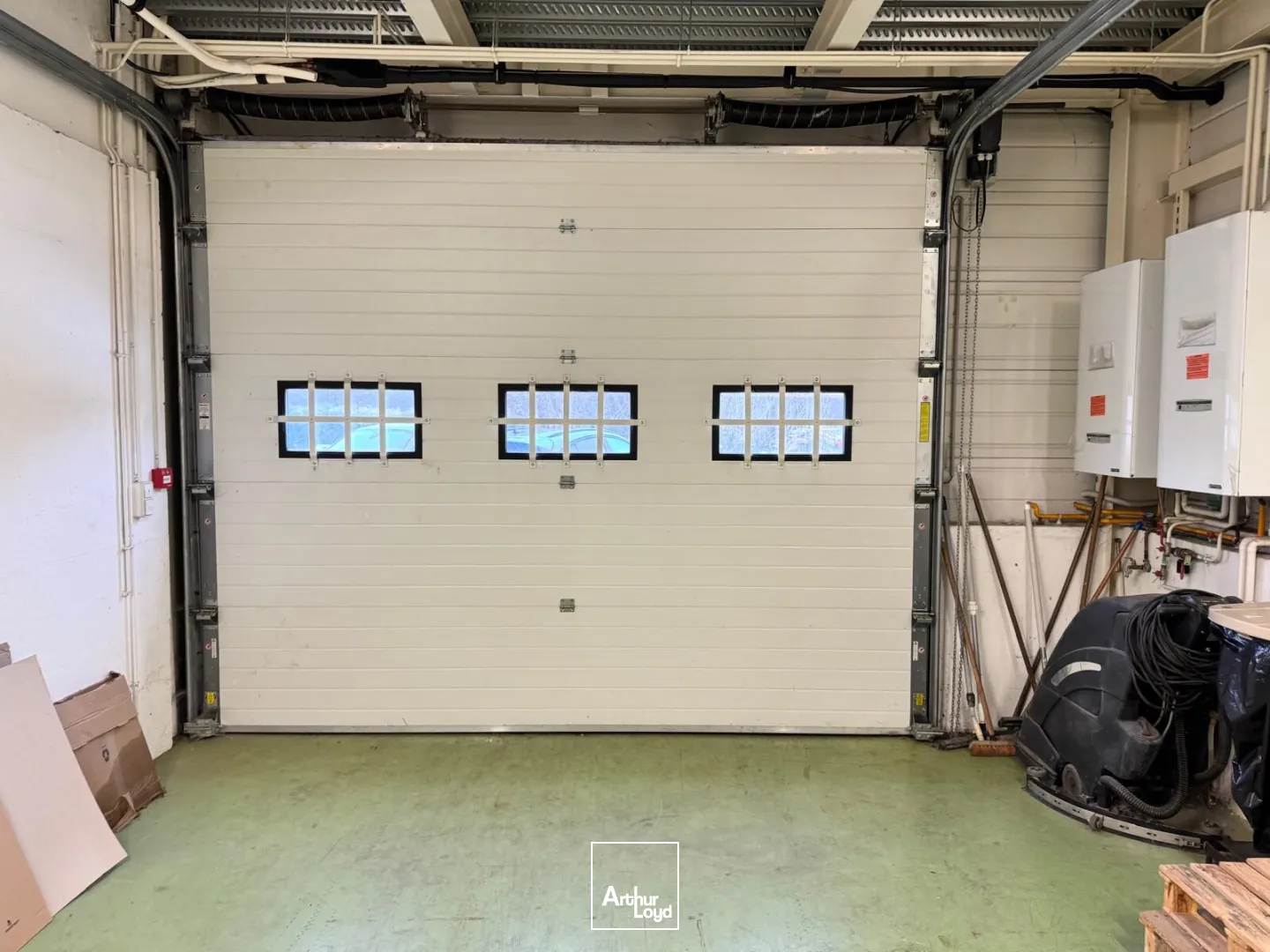 Locaux d'activité & Entrepôts - Vente - BOUFFEMONT - 95570 - 545-545 - 7616300