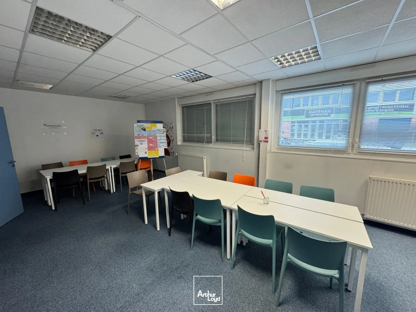 Locaux d'activité & Entrepôts - Vente - BOUFFEMONT - 95570 - 545-545 - 7616301