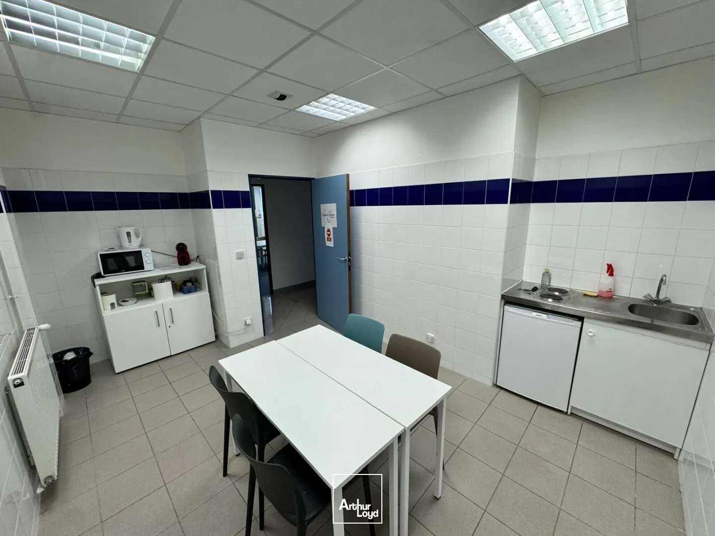 Locaux d'activité & Entrepôts - Vente - BOUFFEMONT - 95570 - 545-545 - 7616303