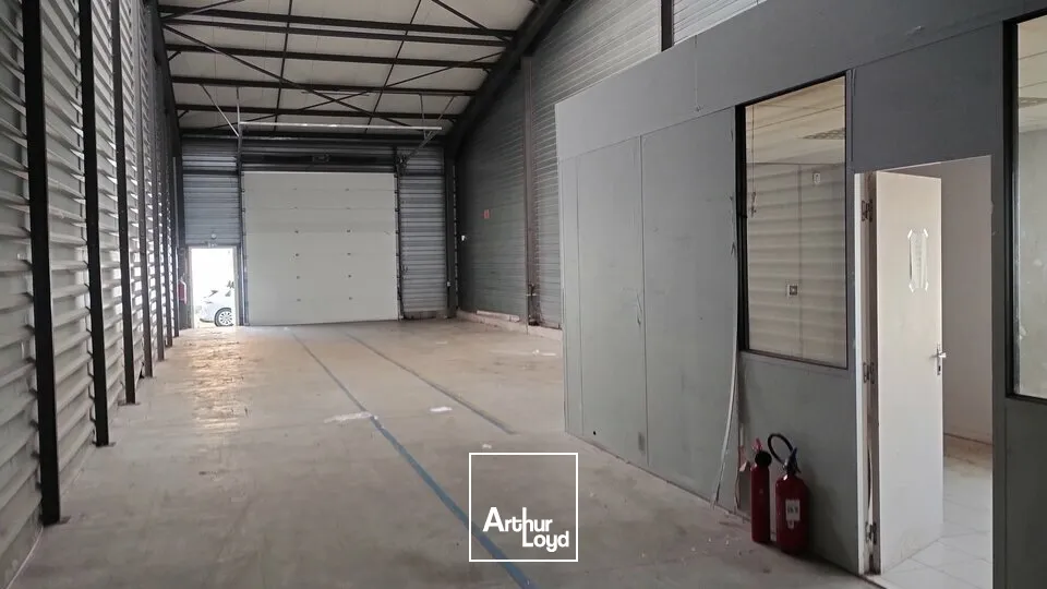 Locaux d'activité & Entrepôts - Location - LA CRECHE - 79260 - 190-190 - 7616772