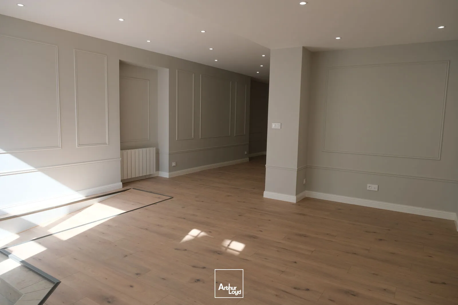 Locaux commerciaux - Location - SAINT QUENTIN - 02100 - 64-64 - 7616874