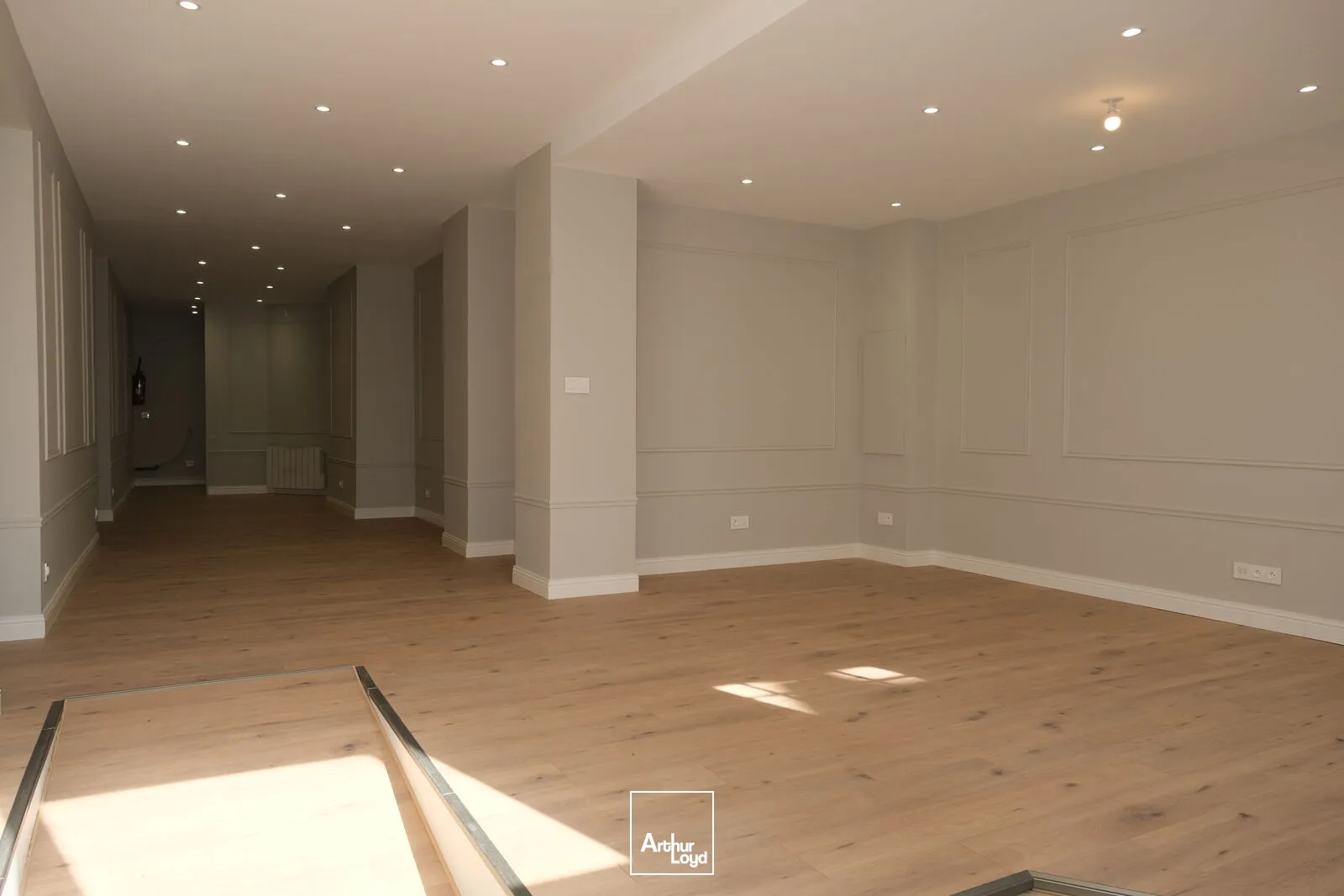 Locaux commerciaux - Location - SAINT QUENTIN - 02100 - 64-64 - 7616873