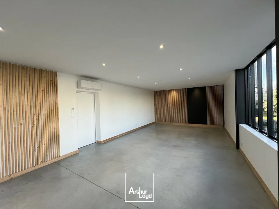 Bureaux - Location - GENSAC-LA-PALLUE - 16130 - 63-63 - 7616898