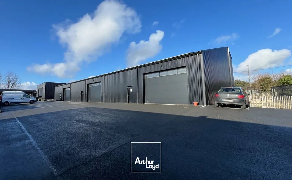 Locaux d'activité & Entrepôts - Location - GENSAC-LA-PALLUE - 16130 - 210-210 - 7616904