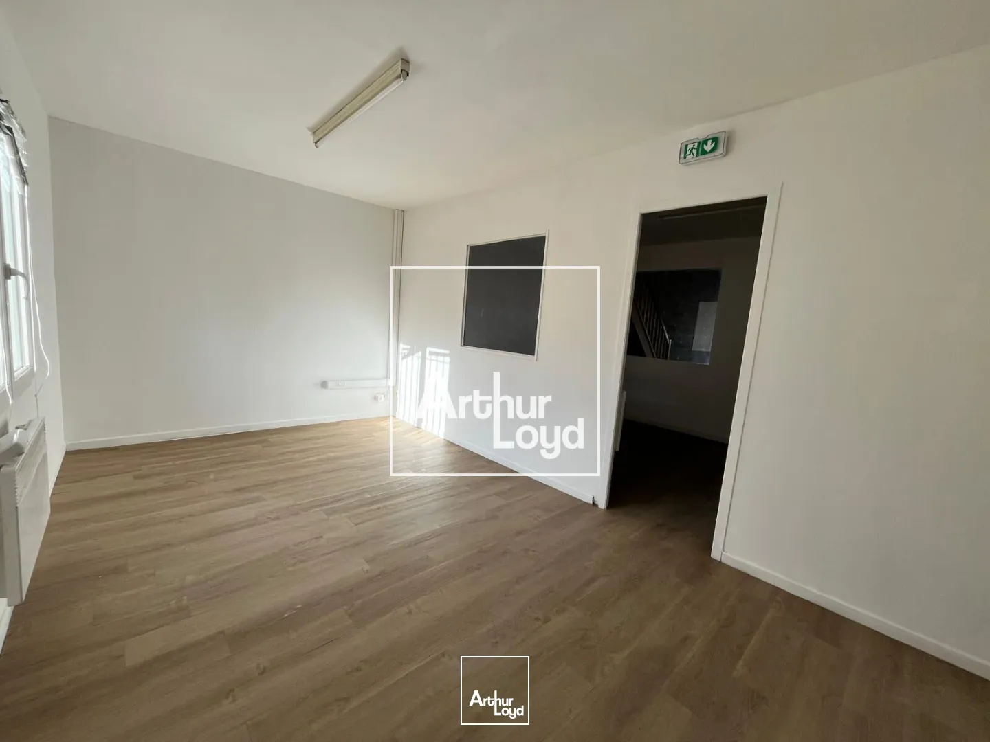 Locaux d'activité & Entrepôts - Location - LUNEL - 34400 - 133-133 - 7616956