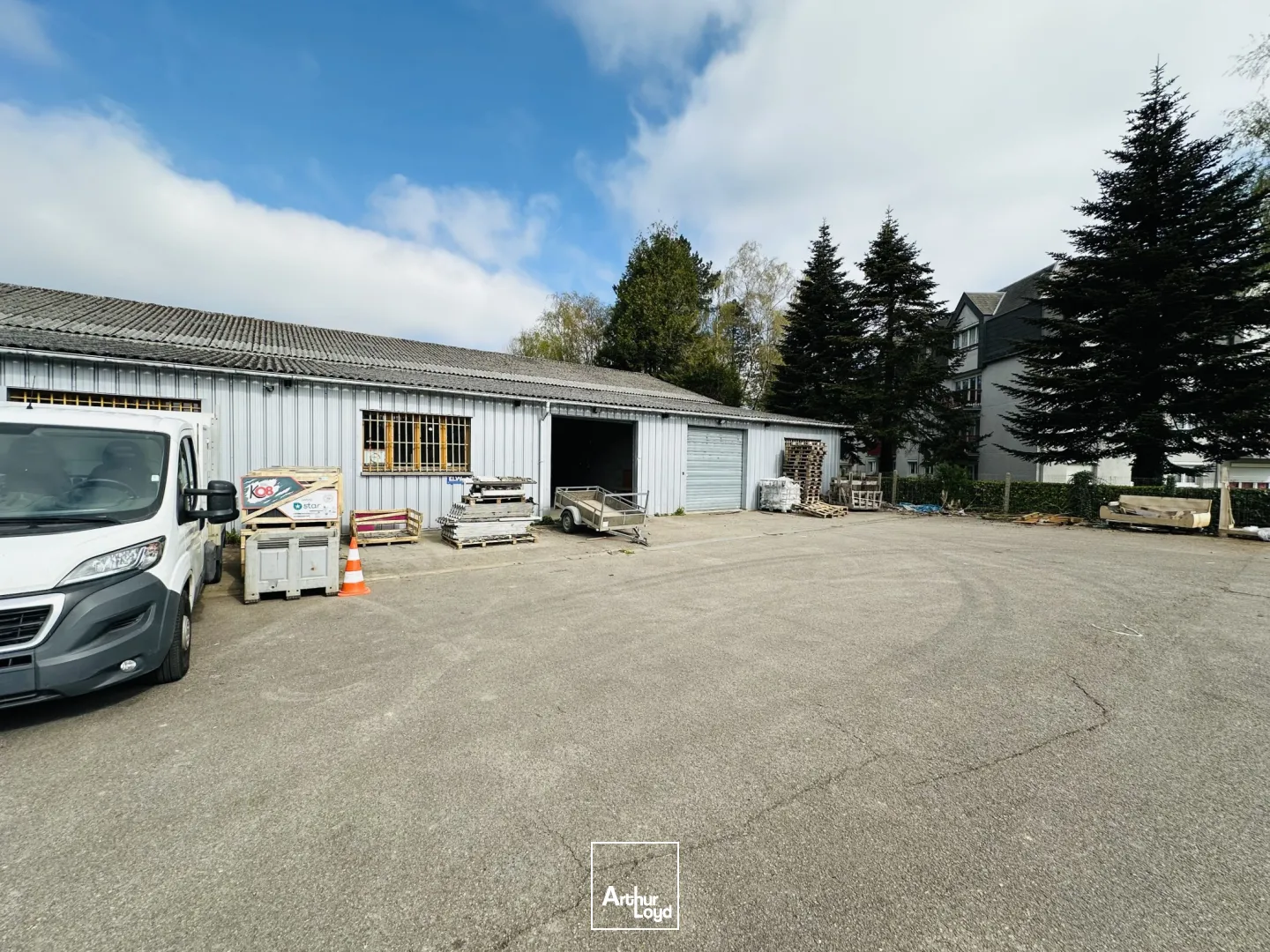 Locaux d'activité & Entrepôts - Vente - YERVILLE - 76760 - 196-595 - 7617004