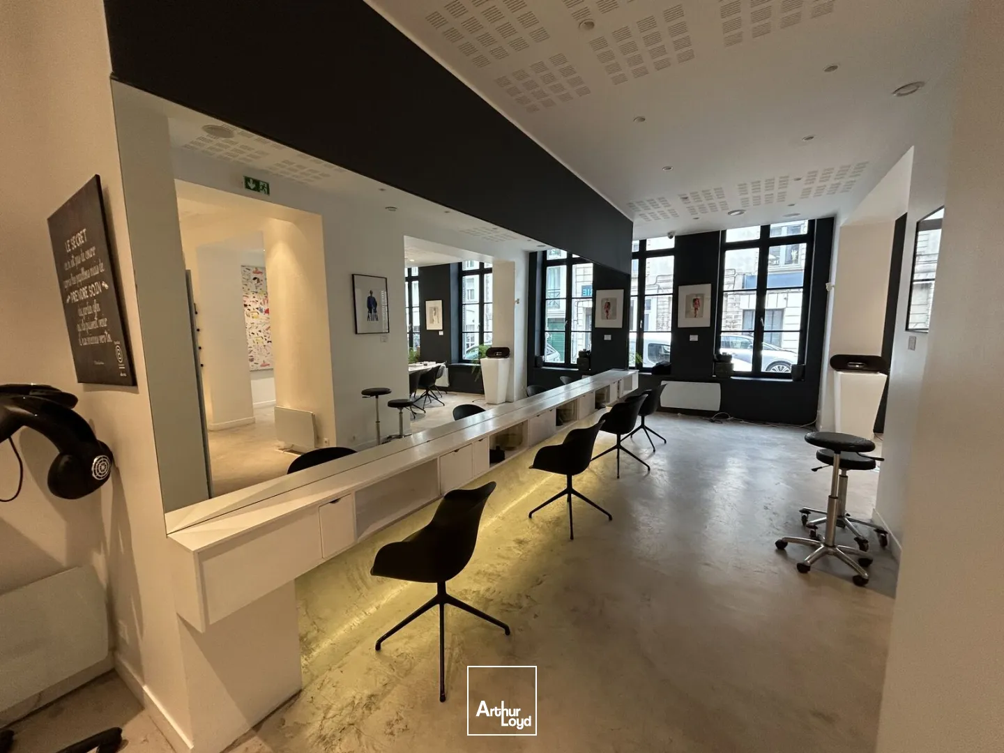 Locaux commerciaux - Location - LILLE - 59000 - 27-127 - 7617202