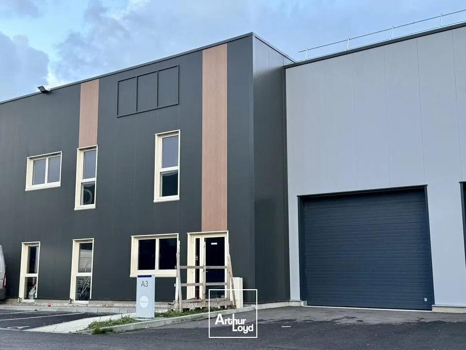 Locaux d'activité & Entrepôts - Location - MONTIVILLIERS - 76290 - 556-556 - 7617501