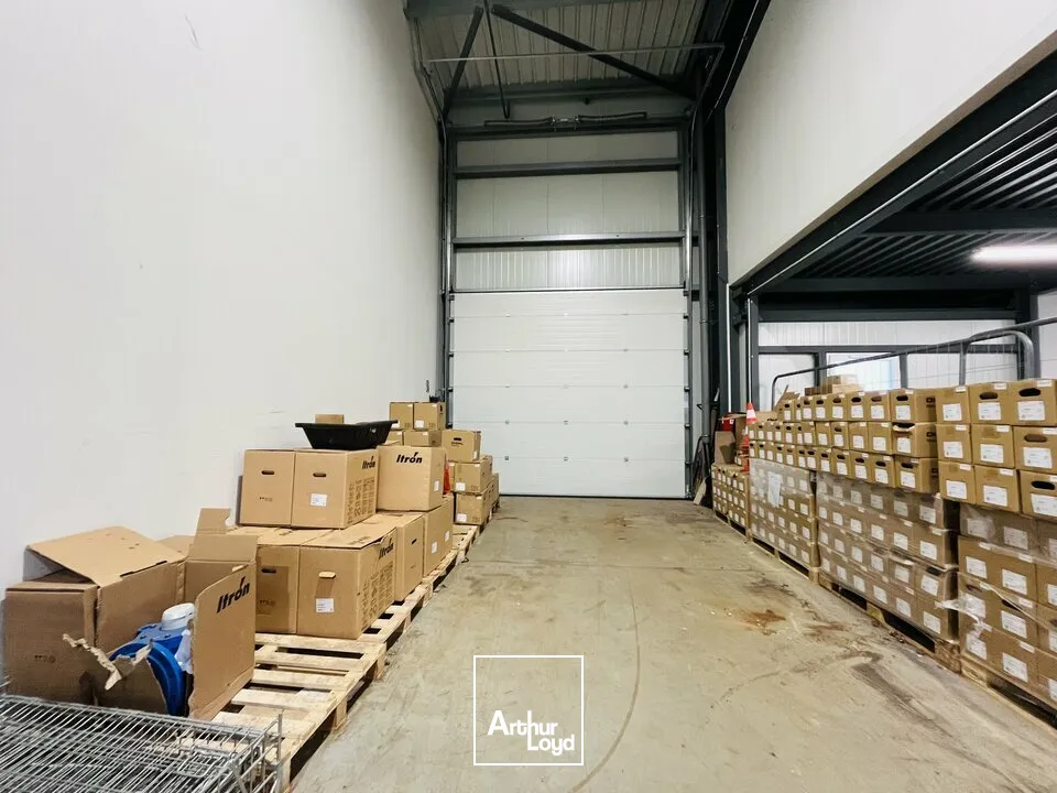 Locaux d'activité & Entrepôts - Location - MONTIVILLIERS - 76290 - 463-463 - 7617512