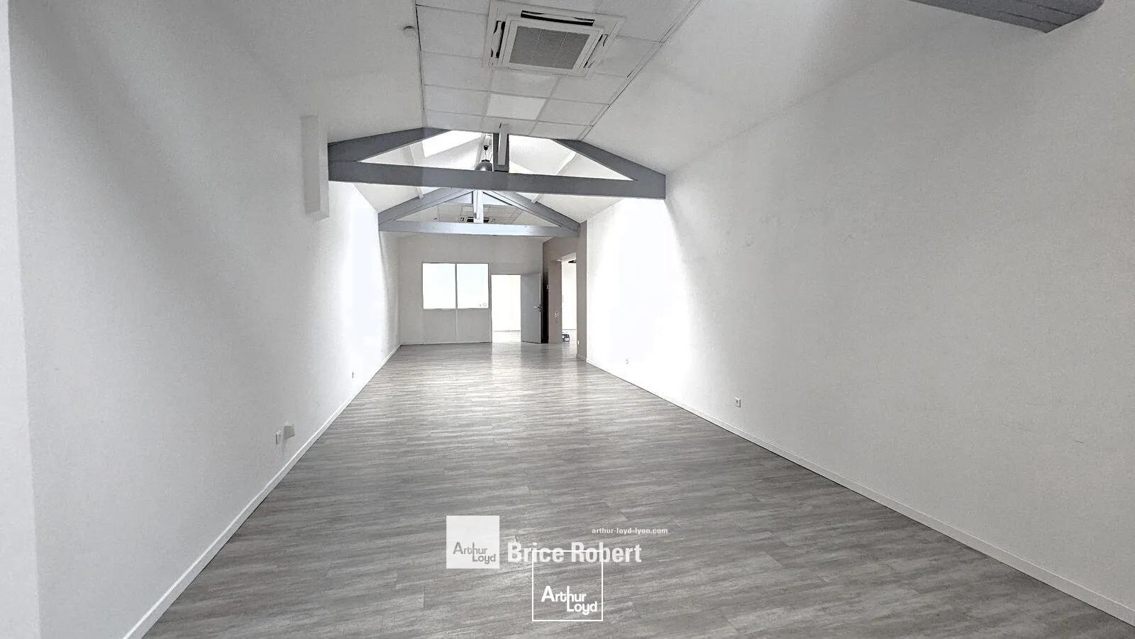 Bureaux - Location - VILLEURBANNE - 69100 - 240-240 - 7618977