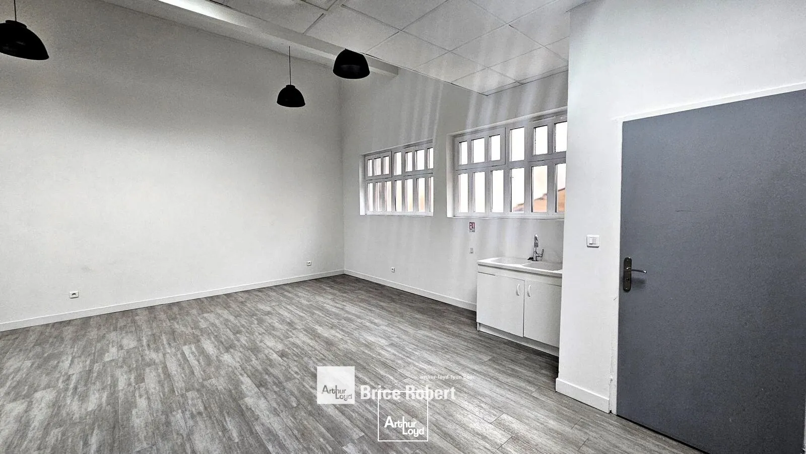 Bureaux - Location - VILLEURBANNE - 69100 - 240-240 - 7618978