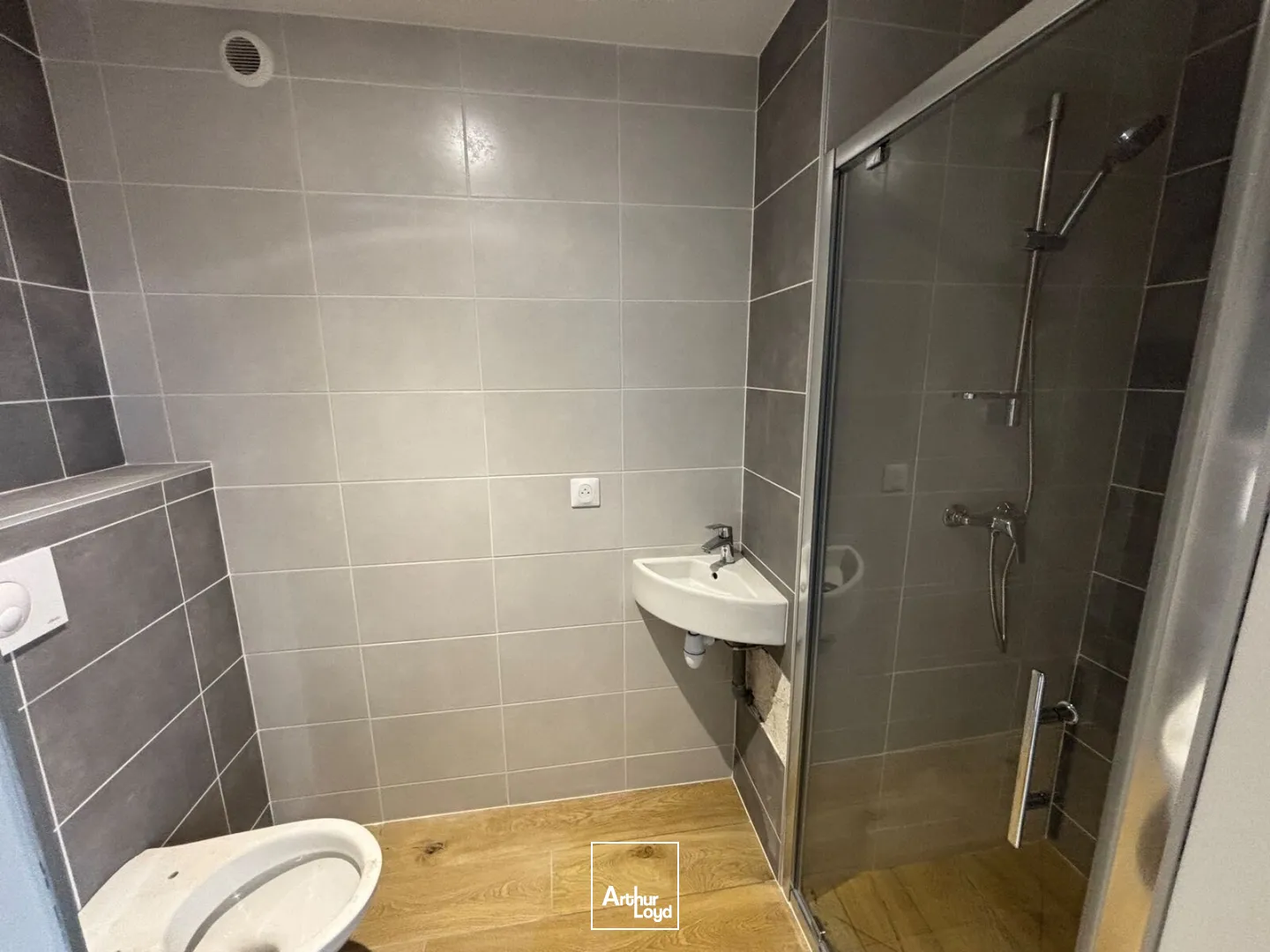 Locaux d'activité & Entrepôts - Location - BARENTIN - 76360 - 173-173 - 7619124