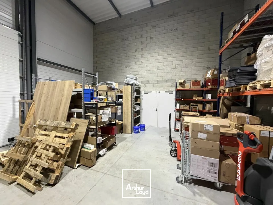 Locaux d'activité & Entrepôts - Location - VALENCE - 26000 - 499-499 - 7619211