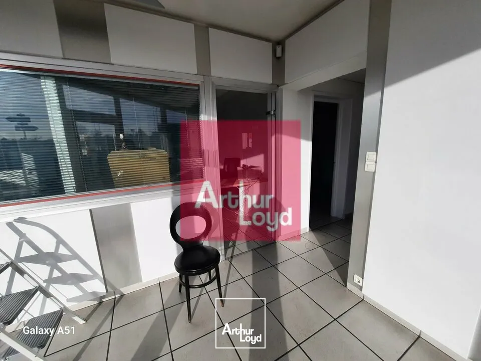 Locaux d'activité & Entrepôts - Vente - PONT-DU-CHÂTEAU - 63430 - 2500-2500 - 7619238