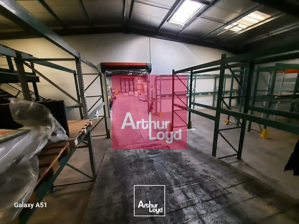 Locaux d'activité & Entrepôts - Vente - PONT-DU-CHÂTEAU - 63430 - 2500-2500 - 7619232