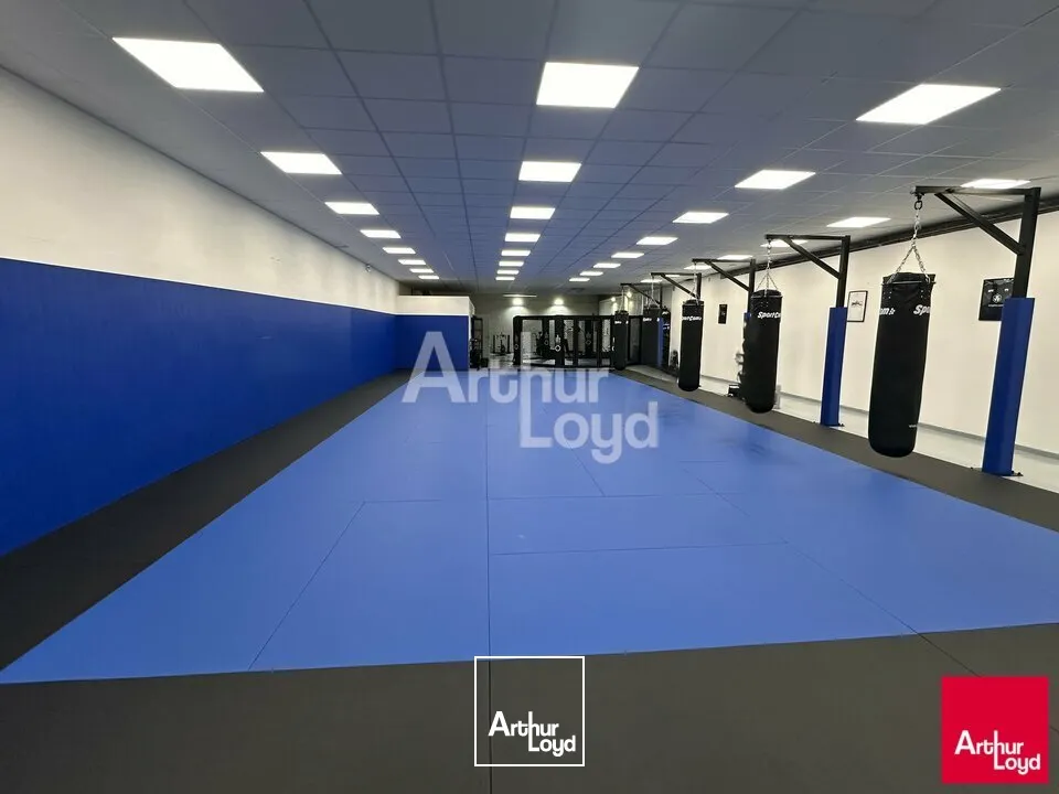 Locaux commerciaux - Vente - LAVAL - 53000 - 262-262 - 7619289