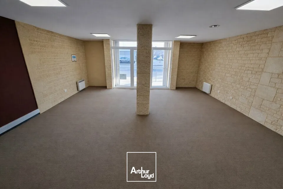 Locaux d'activité & Entrepôts - Location - LA CRECHE - 79260 - 320-320 - 7619320