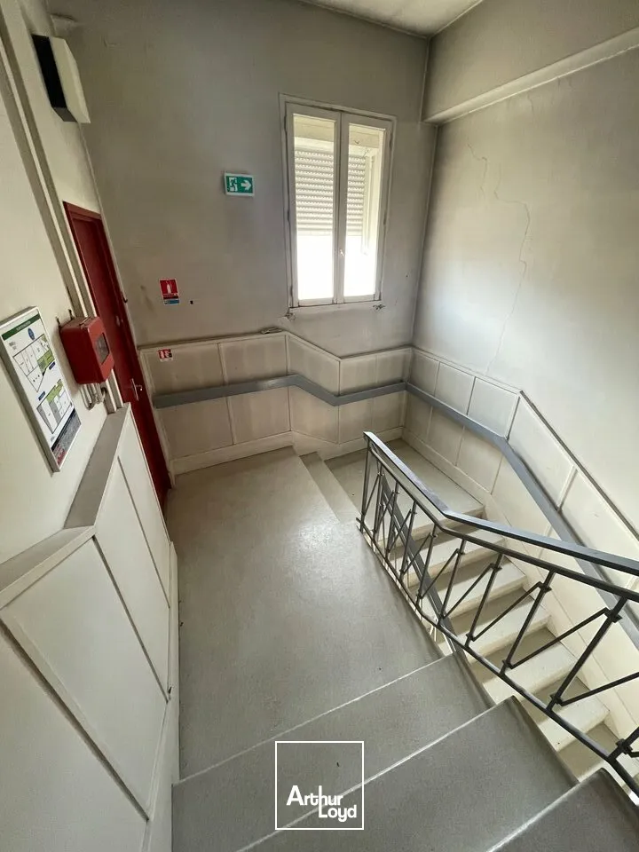 Locaux d'activité & Entrepôts - Vente - NIORT - 79000 - 522-522 - 7619344