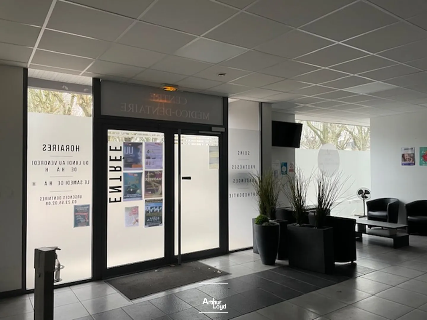 Locaux commerciaux - Vente - SOISSONS - 02200 - 745-745 - 7619380