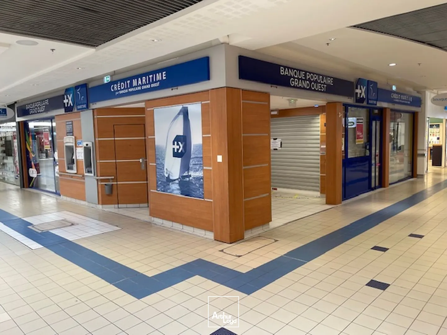 Locaux commerciaux - Vente - SAINT MARTIN DES CHAMPS - 29600 - 106-106 - 7619487