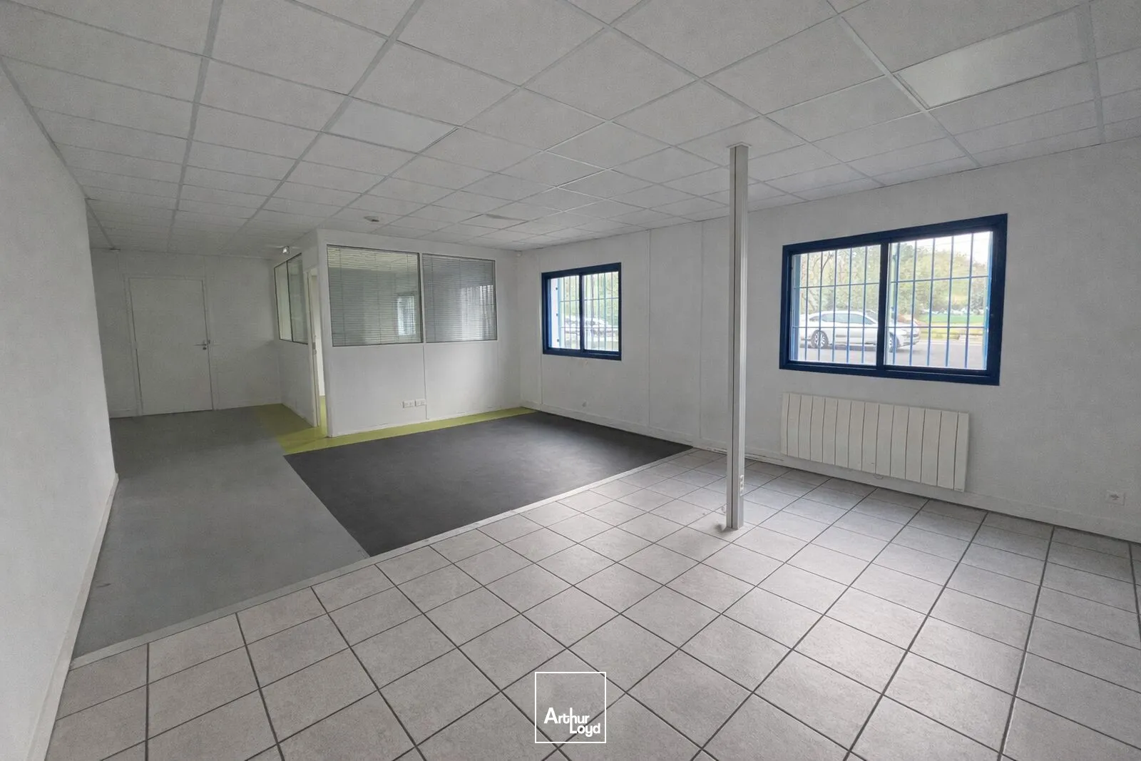 Locaux d'activité & Entrepôts - Location - SAINT JEAN DE BRAYE - 45800 - 320-320 - 7619957