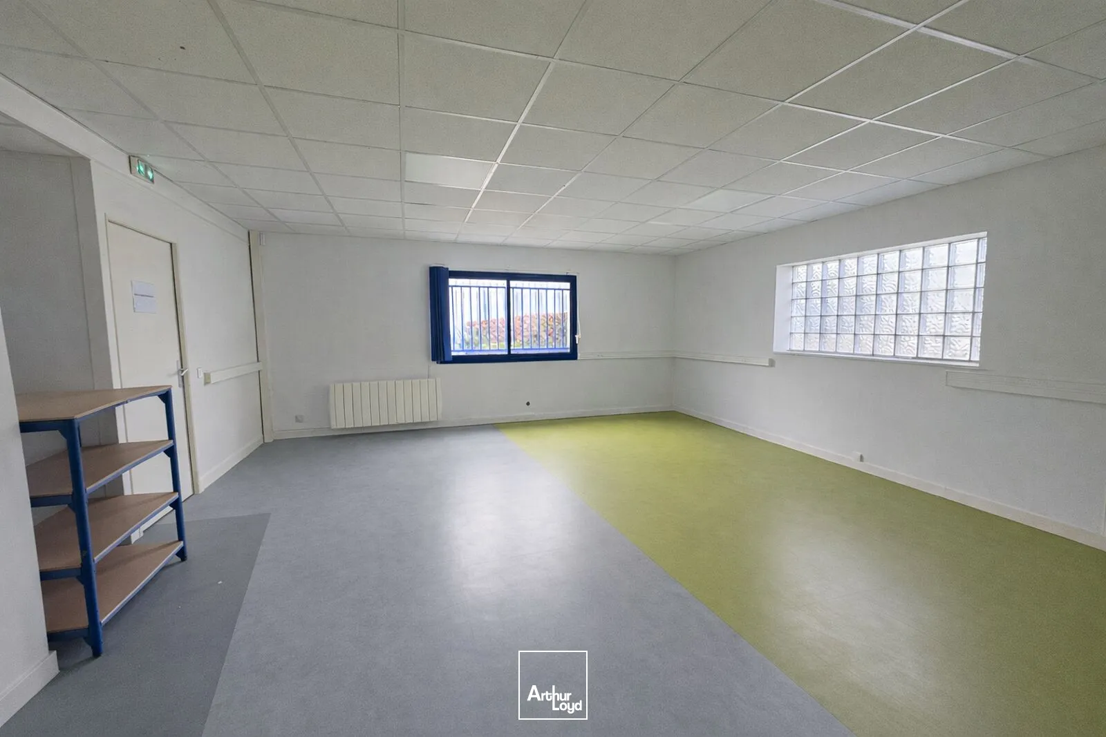 Locaux d'activité & Entrepôts - Location - SAINT JEAN DE BRAYE - 45800 - 320-320 - 7619959