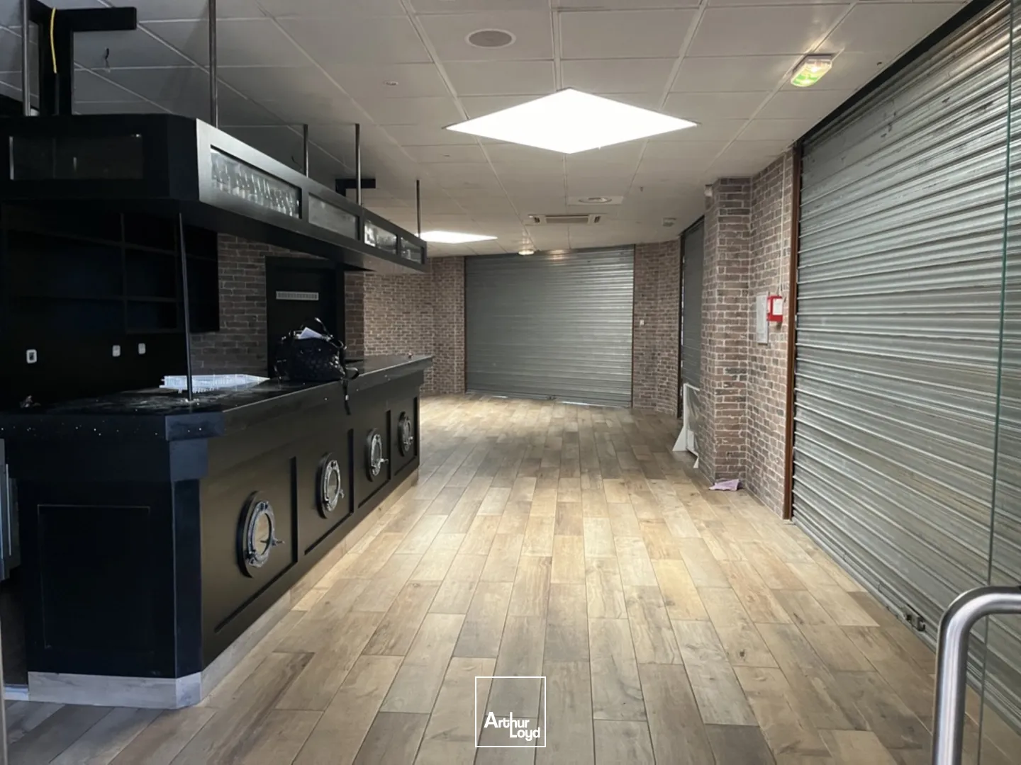 Locaux commerciaux - Vente - LA CHAPELLE SAINT MESMIN - 45380 - 610-610 - 7619970