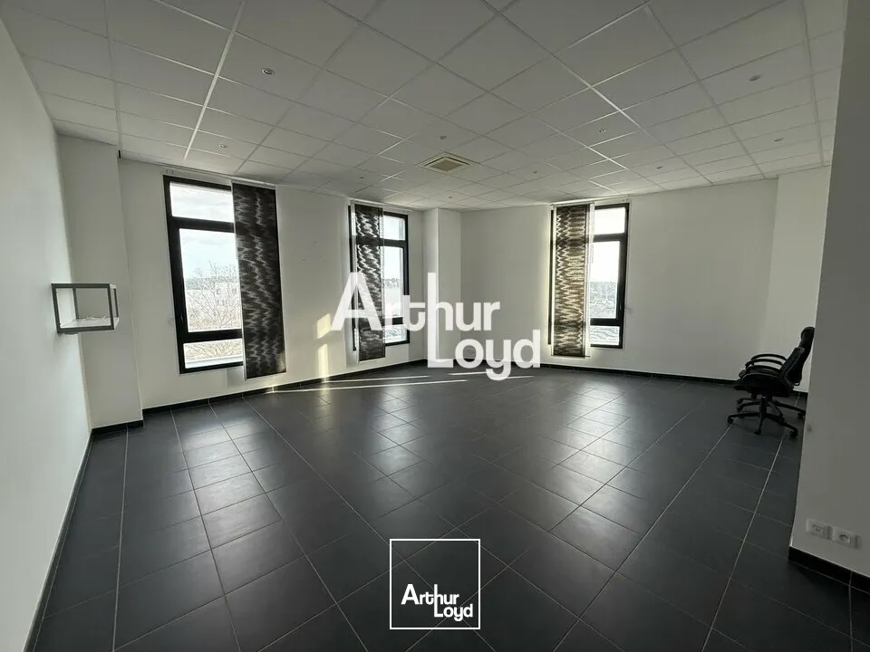 Bureaux - Vente - FRÉJUS - 83600 - 93-93 - 7620145