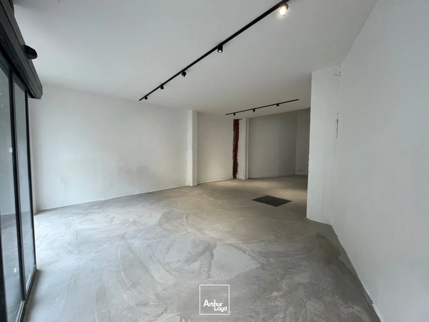 Locaux commerciaux - Location - SAINT QUENTIN - 02100 - 85-85 - 7620335