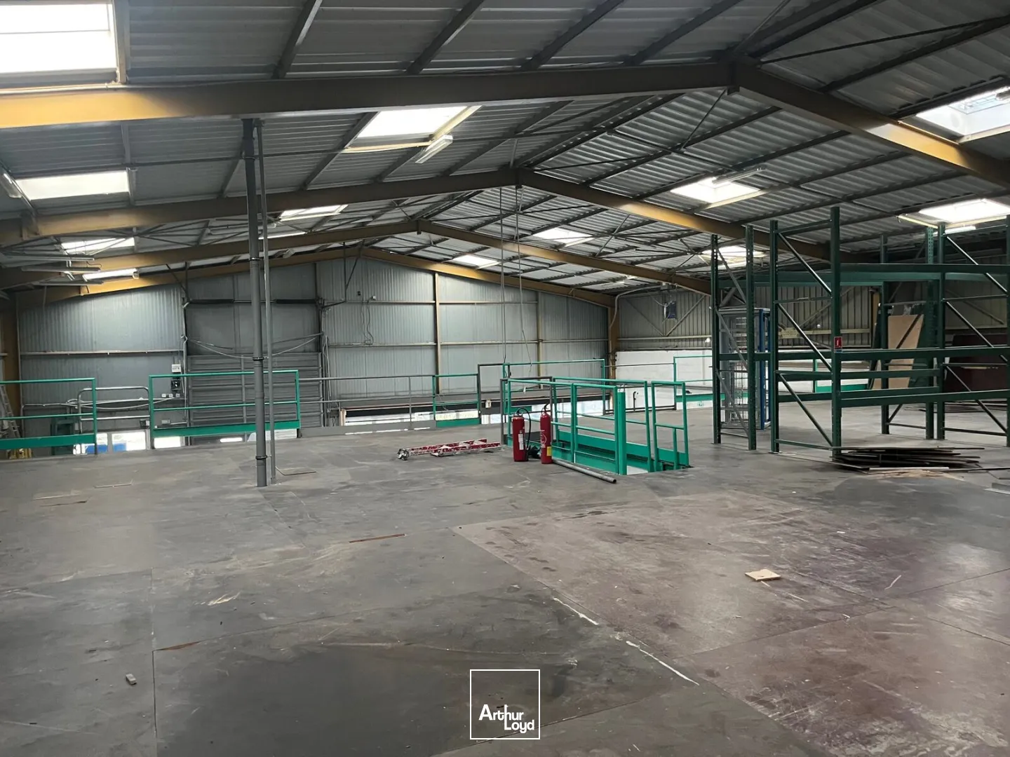 Locaux d'activité & Entrepôts - Location - SAINT OUEN L'AUMONE - 95310 - 1320-1320 - 7620675