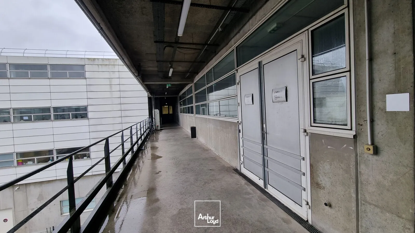 Locaux d'activité & Entrepôts - Location - PARIS - 75015 - 245.34-4186.68 - 7620746