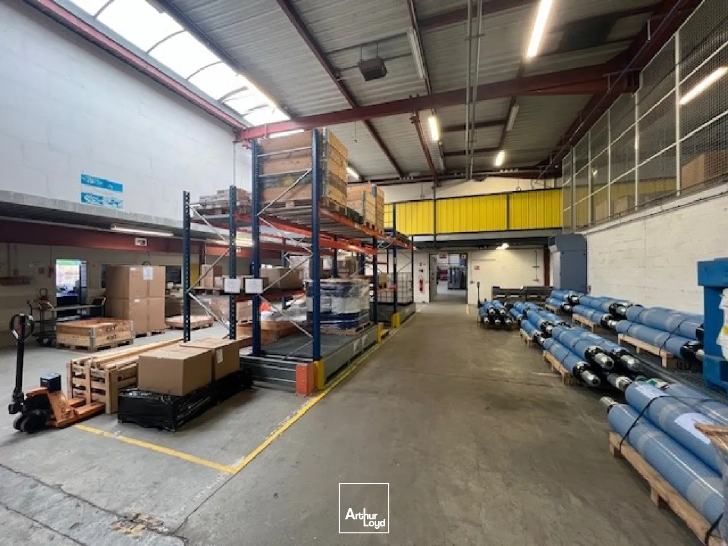 Locaux d'activité & Entrepôts - Location - BUC - 78530 - 5836-5836 - 7620785