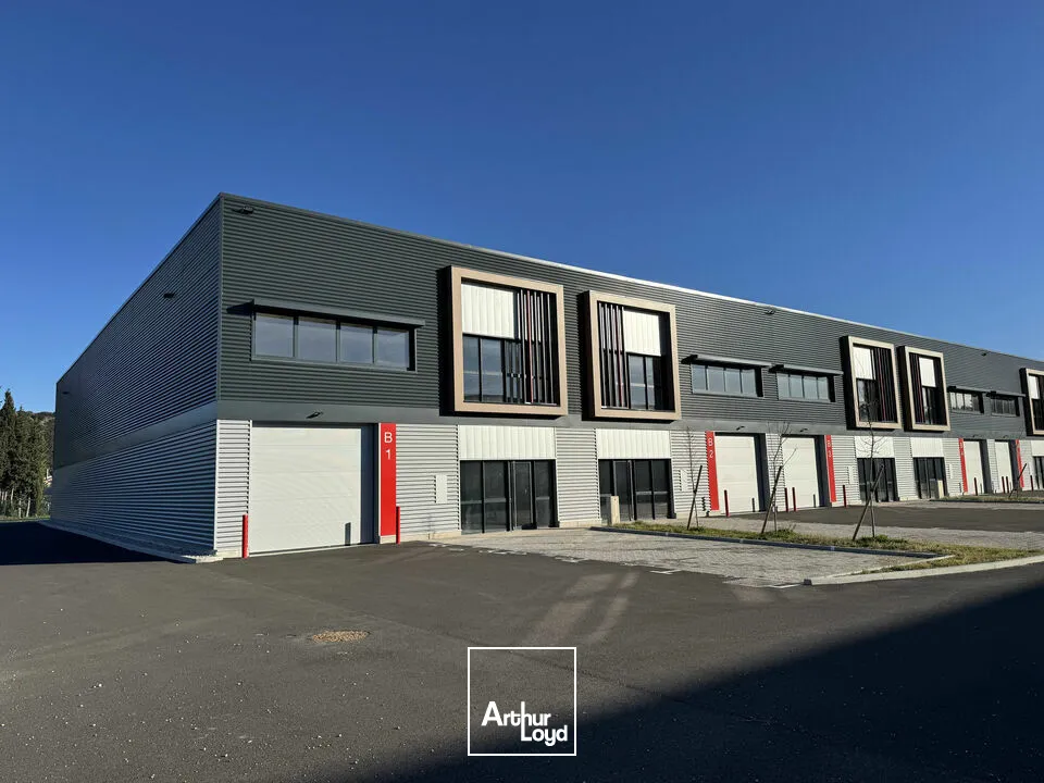 Locaux d'activité & Entrepôts - Location - VILLENEUVE-LÈS-AVIGNON - 30400 - 310-310 - 7621021