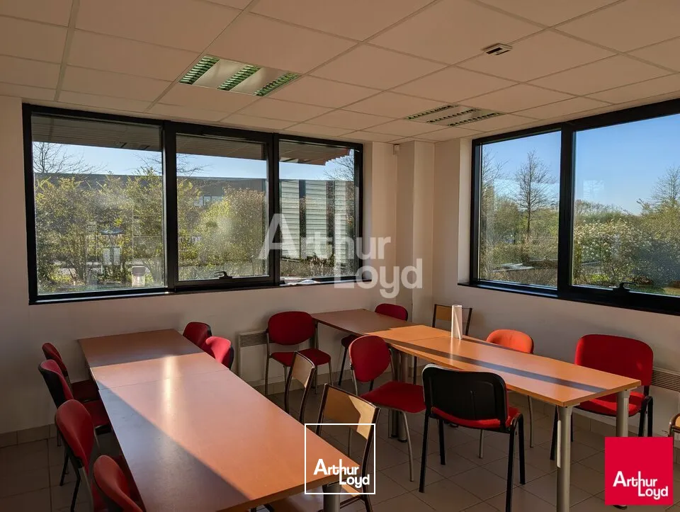 Locaux d'activité & Entrepôts - Location - LE RHEU - 35650 - 3000-3000 - 7621105