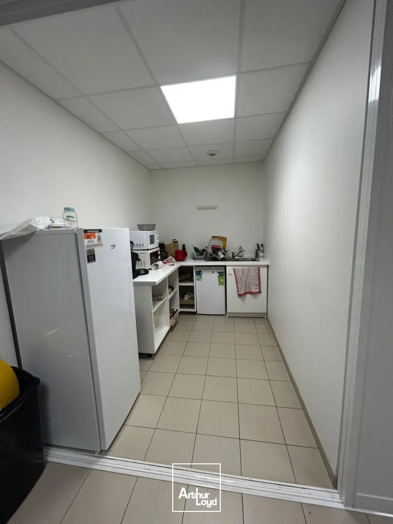 Locaux d'activité & Entrepôts - Location - THOUARE SUR LOIRE - 44470 - 456-456 - 7621326