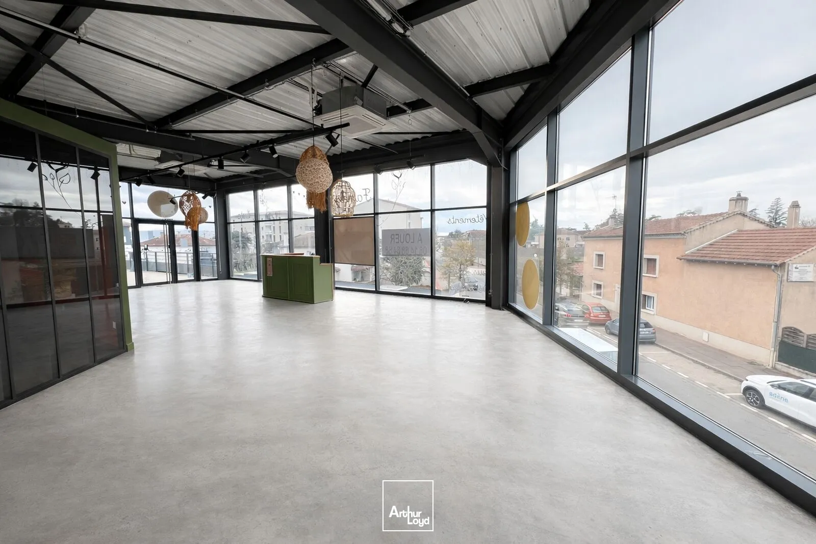 Locaux commerciaux - Location - VEAUCHE - 42340 - 120-252 - 7621345