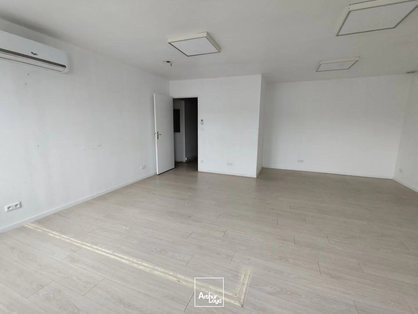 Bureaux - Location - LE VIEIL EVREUX - 27930 - 54-810 - 7621479