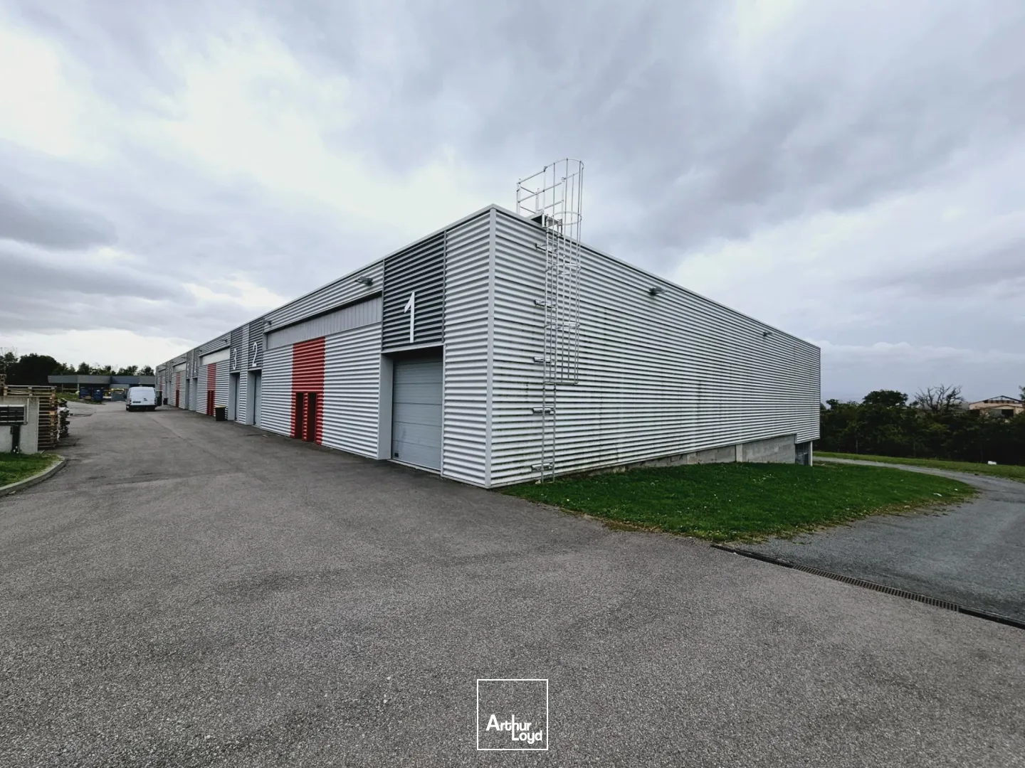 Locaux d'activité & Entrepôts - Location - NEULISE - 42590 - 1158-2361 - 7621971