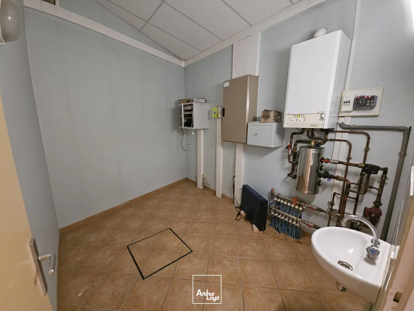 Locaux commerciaux - Vente - ROANNE - 42300 - 165-165 - 7622013