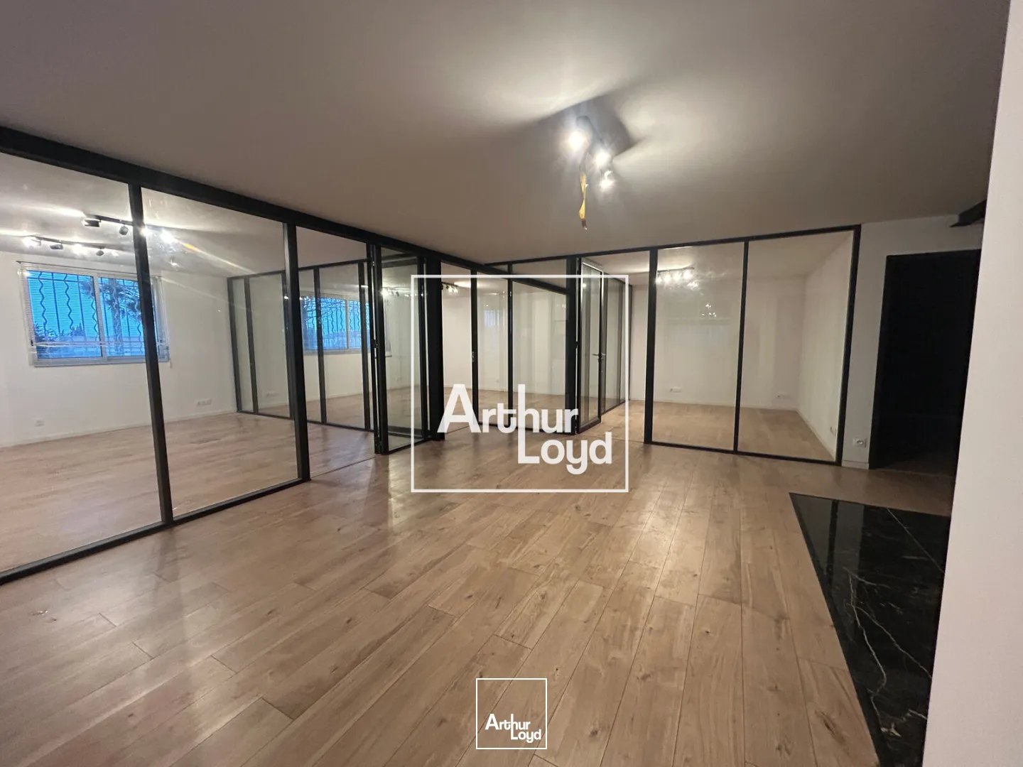 Locaux d'activité & Entrepôts - Vente - VINASSAN - 11110 - 700-700 - 7622602