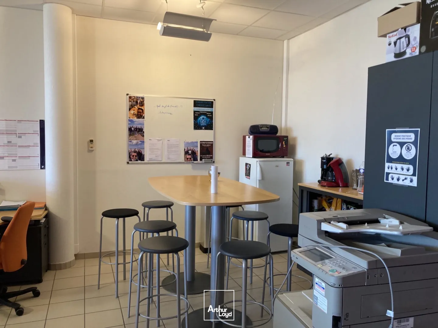 Bureaux - Vente - SOISSONS - 02200 - 82-82 - 7624158