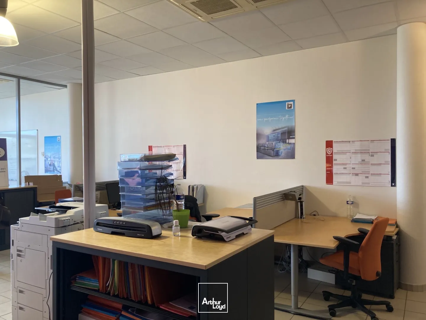 Bureaux - Vente - SOISSONS - 02200 - 82-82 - 7624157